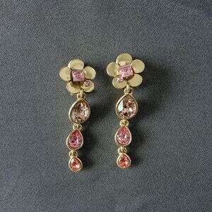 OSCAR DE LA RENTA Gold Floral Teardrop Clip-On Earrings